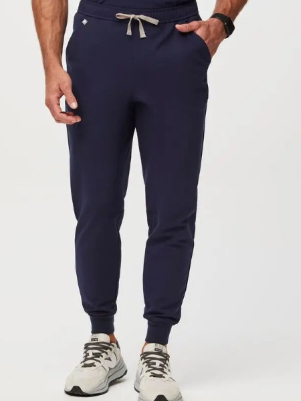 NEW Figs Tansen Jogger 2.0 Short Scrub Pants Blue M Short